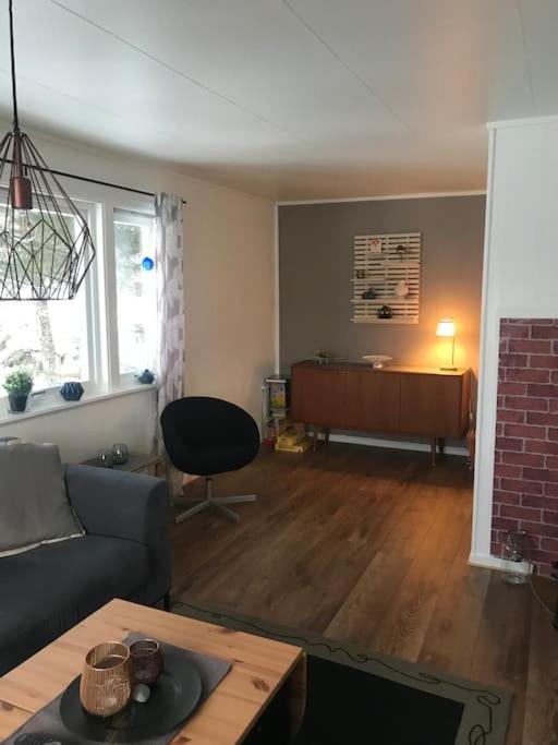 Trivelig Fritidshus Pa Arnes, Senja Straumstad Exterior foto