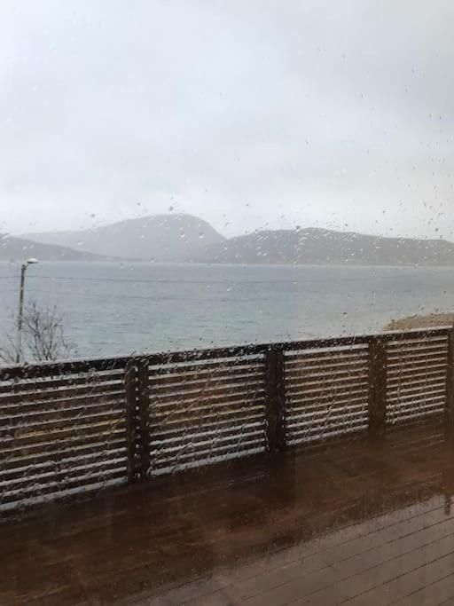Trivelig Fritidshus Pa Arnes, Senja Straumstad Exterior foto